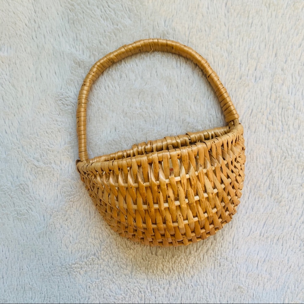 Small Wall Basket